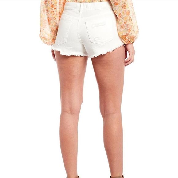 We The Free White Shorts - Picture 3 of 11